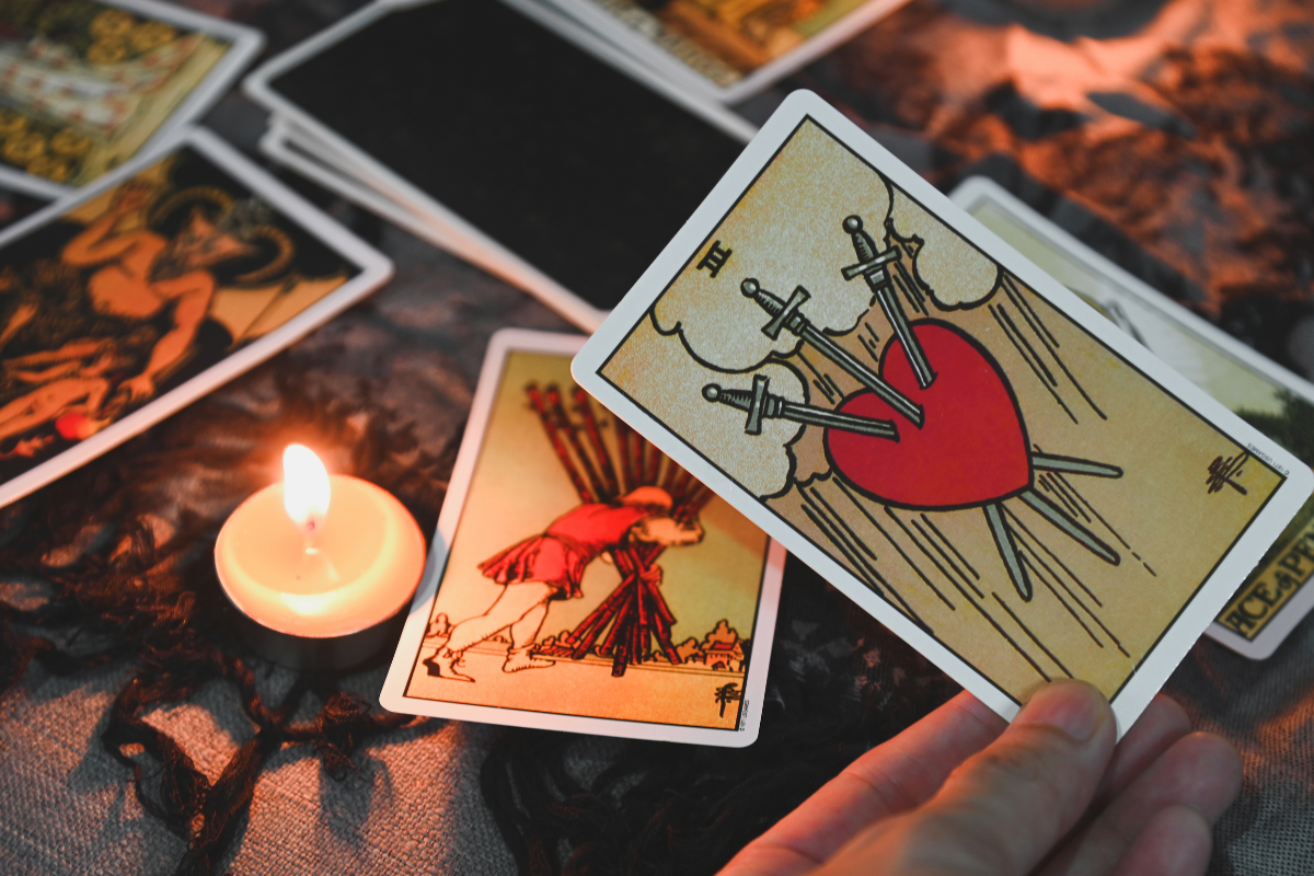 Transform Your Future with Tarot Reading: How Expert Readings Can Reveal Your True Potential